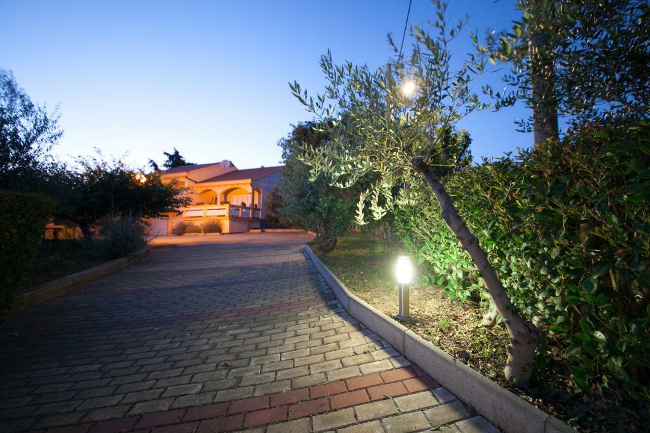 Holiday Home Antonio Dracevac Ninski 外观 照片