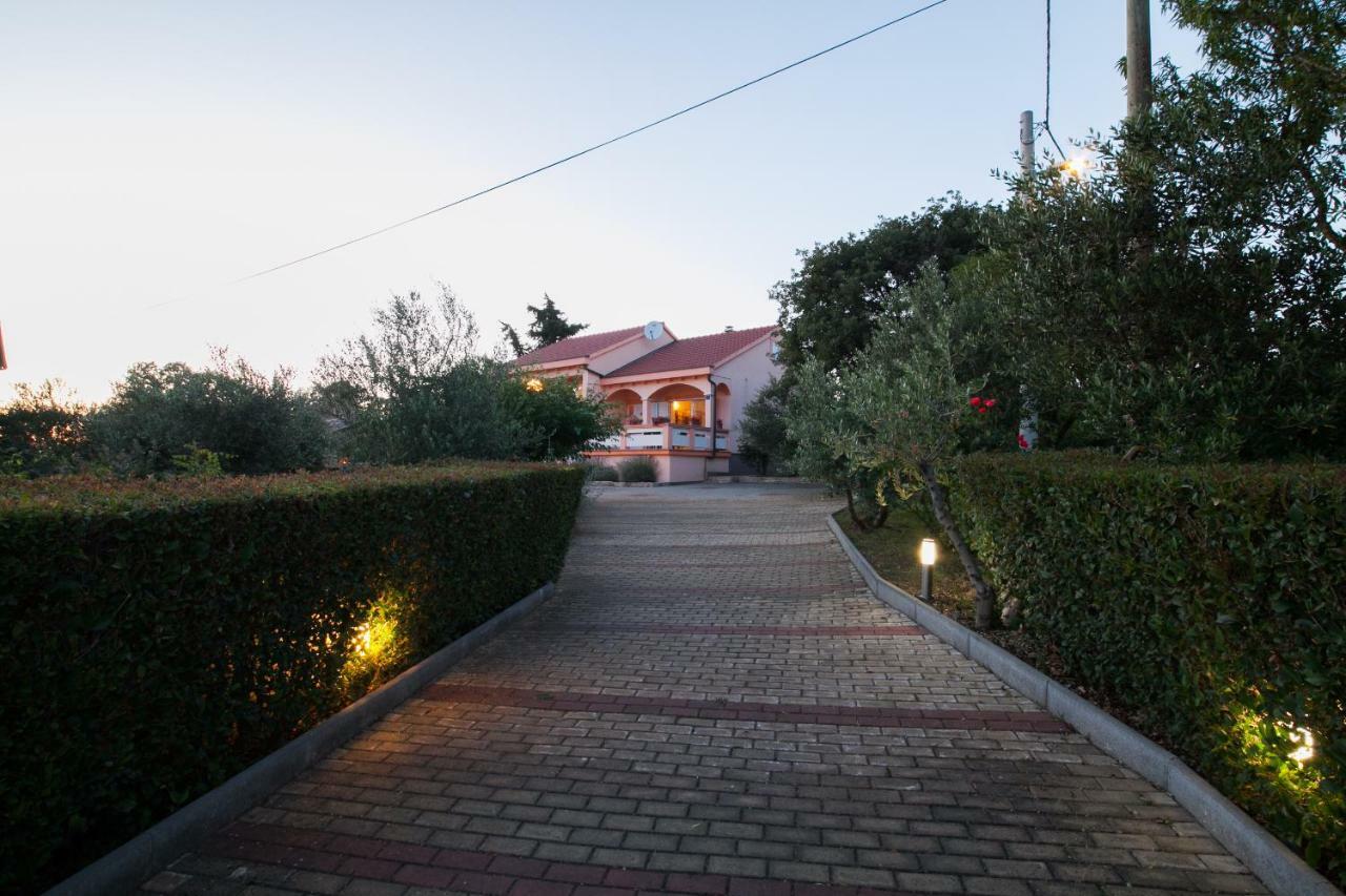 Holiday Home Antonio Dracevac Ninski 外观 照片